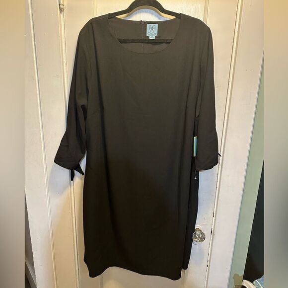Cece Dressy Dress. Quarter sleeve black with ties - Picture 1 of 3